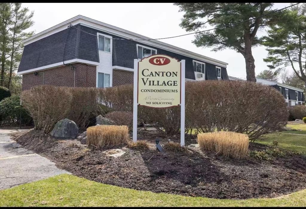 54 Will Dr # 87, Canton MA 02021