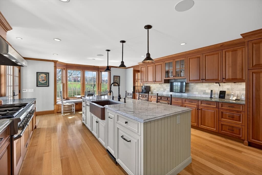 Single Family Residence at 15 Bay Lane, Chatham MA 02633, Chatham, photo 14 of 40