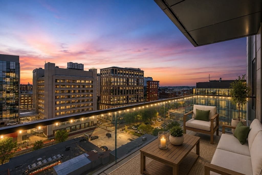 Condominium at 100 Shawmut Ave # 912, Boston MA 02118, photo 7 of 35