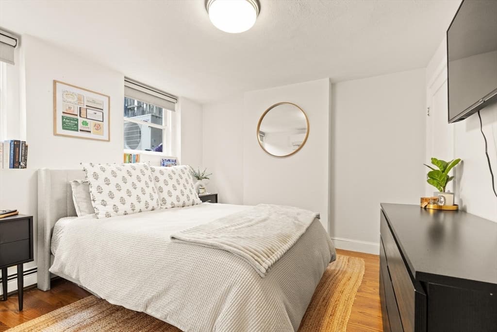 Condominium at 145 N St # 1, Boston MA 02127, Boston, photo 12 of 19