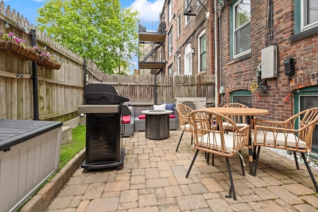 Condominium at 145 N St # 1, Boston MA 02127, Boston, photo 18 of 19