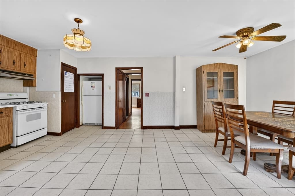 54 Flint Street, Somerville MA 02145 photo 6