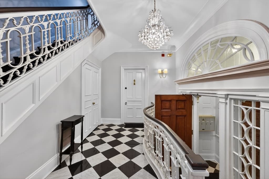 12 Hereford St. # 2, Boston MA 02115