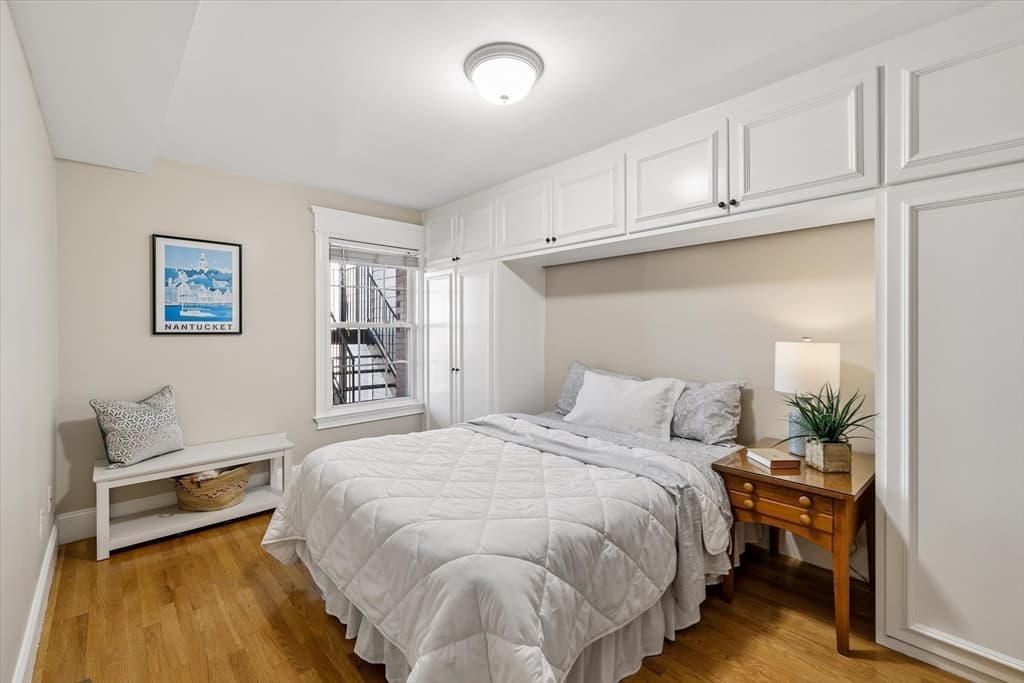 Condominium at 578 E Broadway # 1, Boston MA 02127, Boston, photo 16 of 25