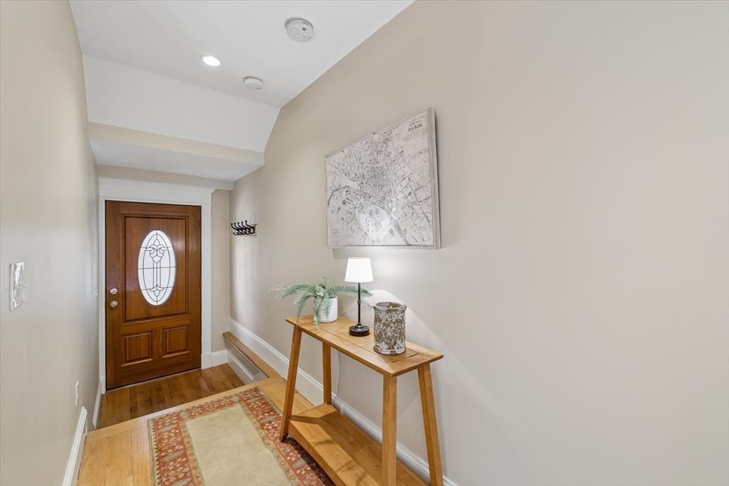 Condominium at 578 E Broadway # 1, Boston MA 02127, Boston, photo 12 of 25