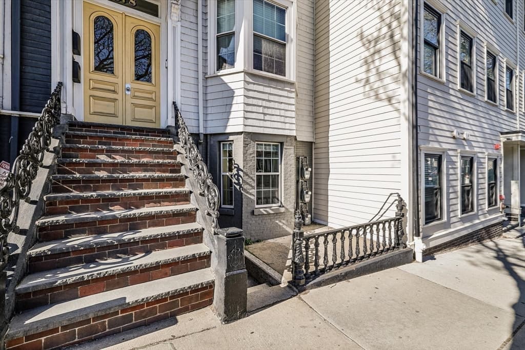 Condominium at 578 E Broadway # 1, Boston MA 02127, Boston, photo 20 of 25