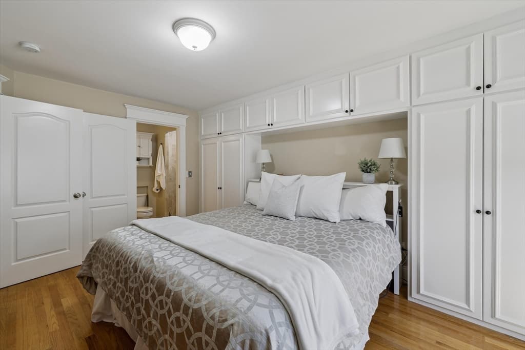 Condominium at 578 E Broadway # 1, Boston MA 02127, Boston, photo 9 of 25