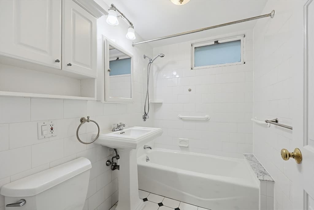 Condominium at 30 Cushing St # B, Cambridge MA 02138, Cambridge, photo 10 of 25