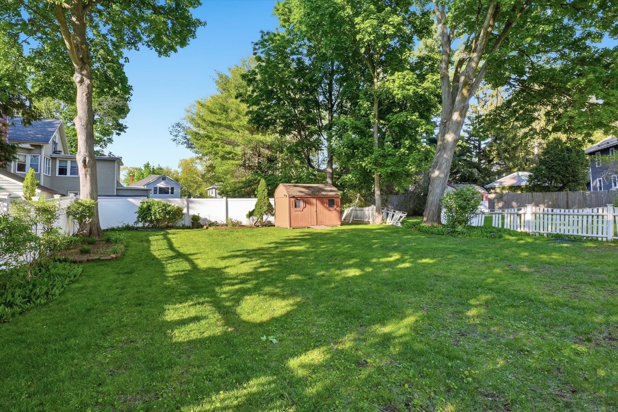 Single Family Residence at 349 Auburndale Ave, Newton MA 02466, Newton, photo 5 of 27