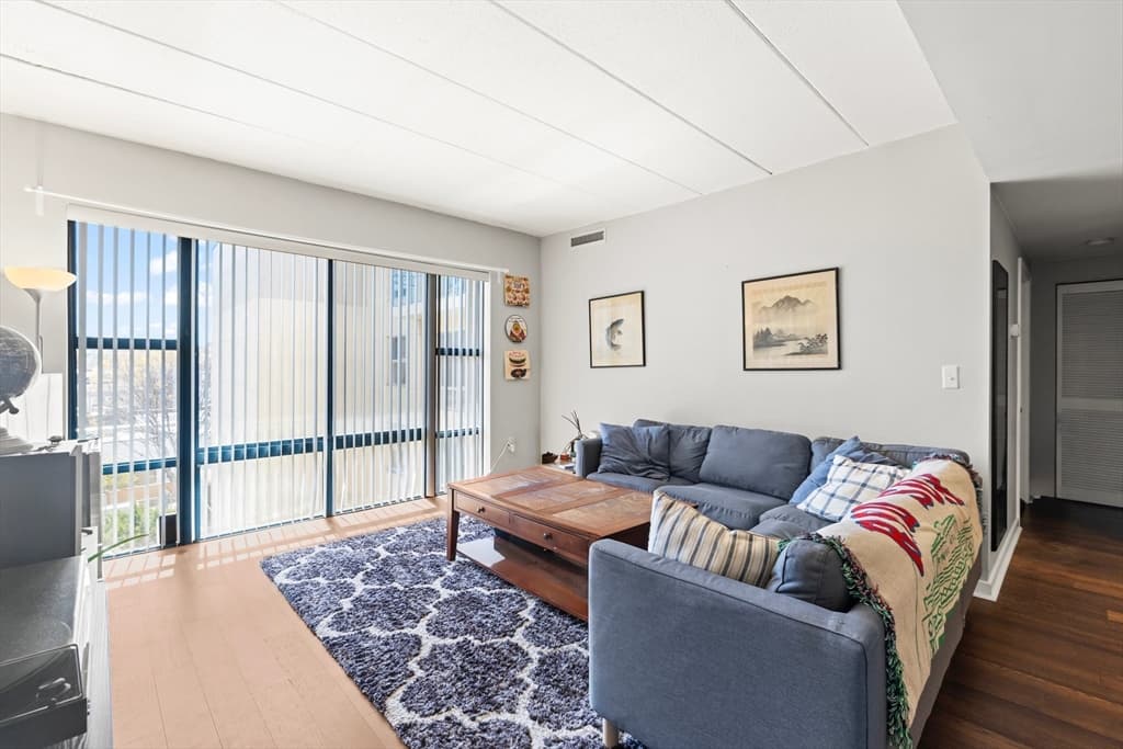 Condominium at 170 Gore St # 417, Cambridge MA 02141, Cambridge, photo 4 of 19