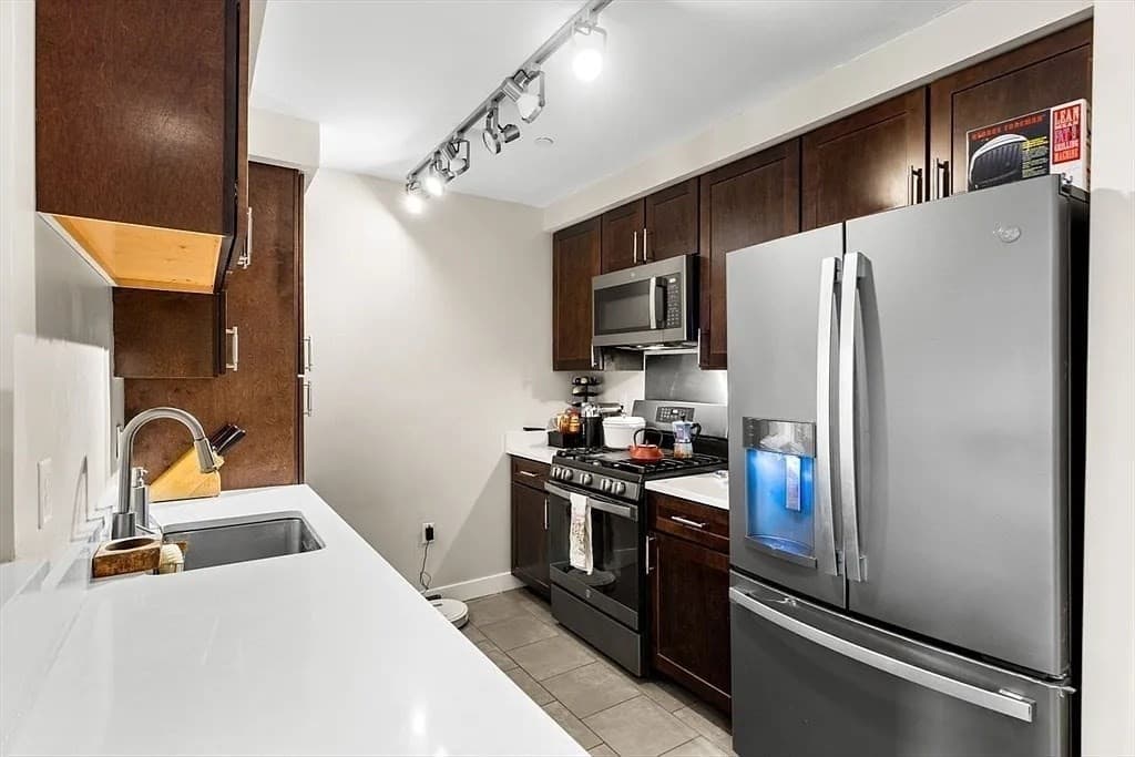 130 John St # 459, Lowell MA 01852 photo 3