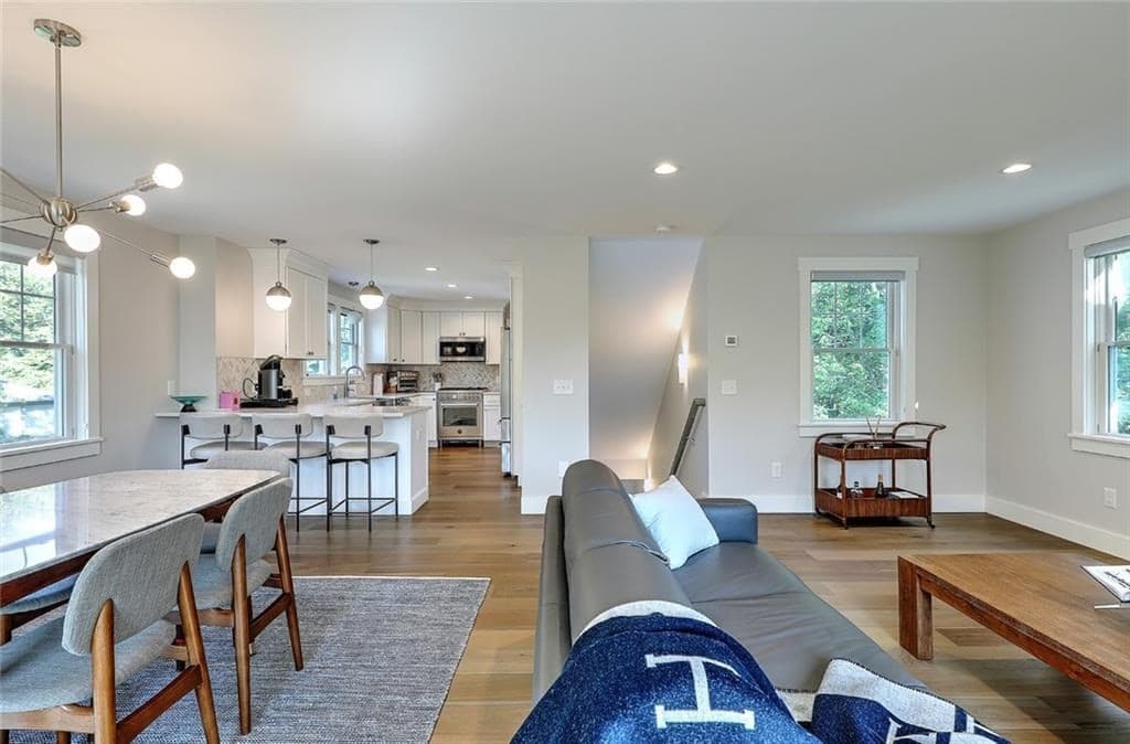 Single Family Residence at 137 Rosebriar Avenue, South Kingstown RI 02879, South Kingstown, photo 13 of 42