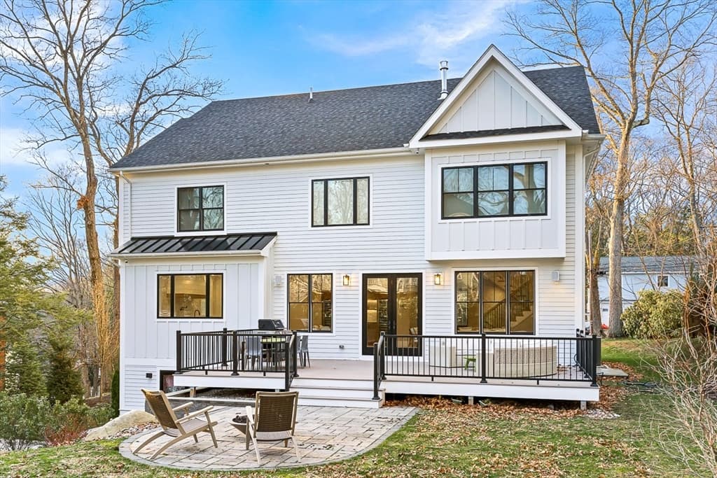 Single Family Residence at 5 Skyview Rd, Lexington MA 02420, Lexington, photo 2 of 32