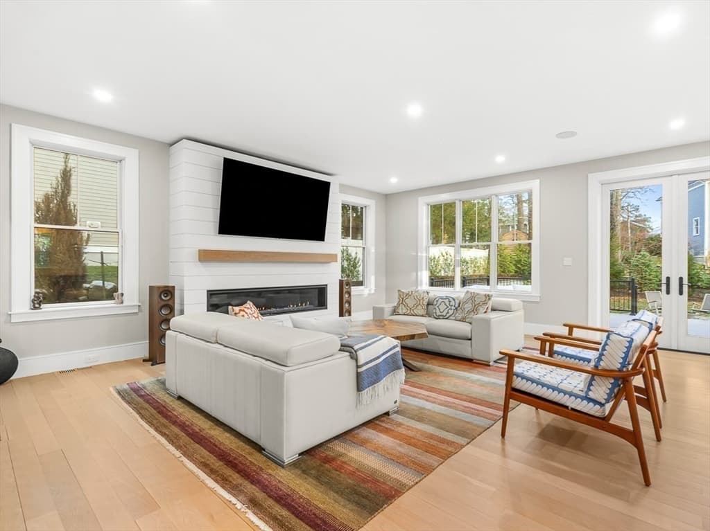 Single Family Residence at 5 Skyview Rd, Lexington MA 02420, Lexington, photo 13 of 32