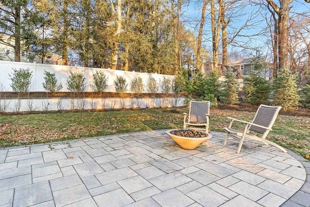 Single Family Residence at 5 Skyview Rd, Lexington MA 02420, Lexington, photo 26 of 32
