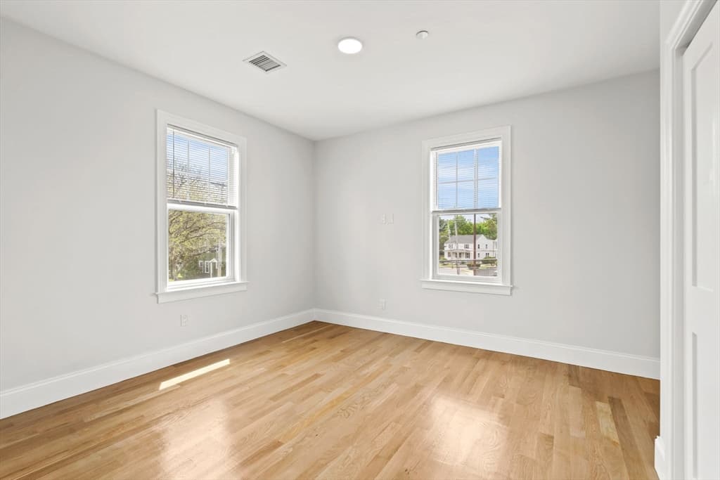 4 Wakefield Ave # 4, Wakefield MA 01880 photo 23