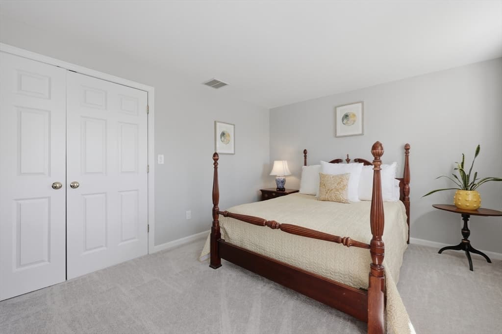 Single Family Residence at 5 Knights Lane, Newburyport MA 01950, photo 23 of 41