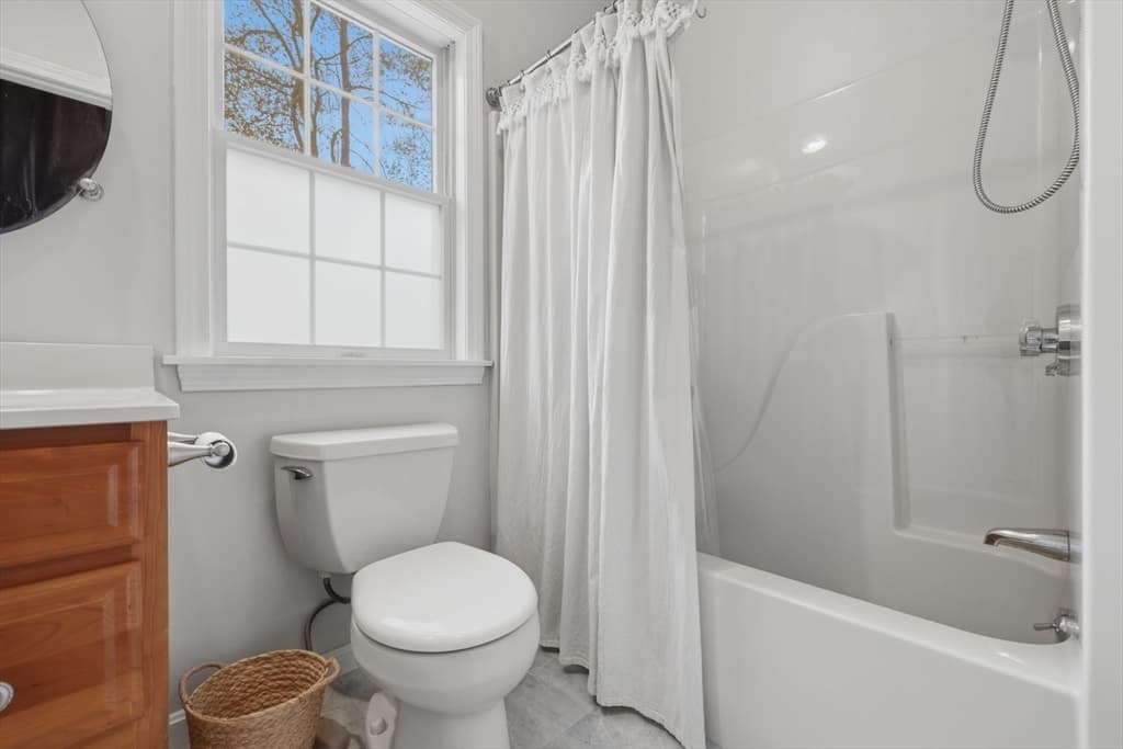 Single Family Residence at 5 Knights Lane, Newburyport MA 01950, photo 29 of 41