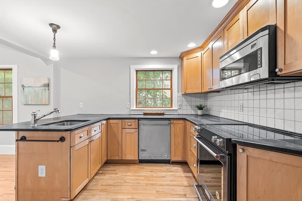53 Lake Street, Winchester MA 01890 photo 17