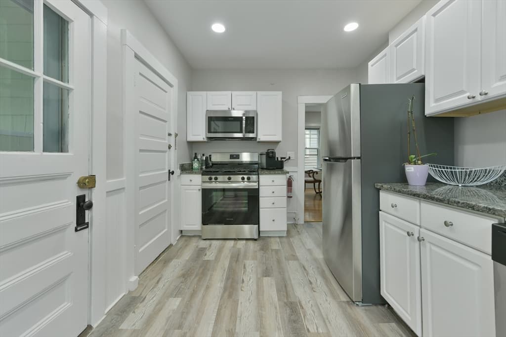 Condominium at 6 Brewer St # 2, Cambridge MA 02138, Cambridge, photo 5 of 16