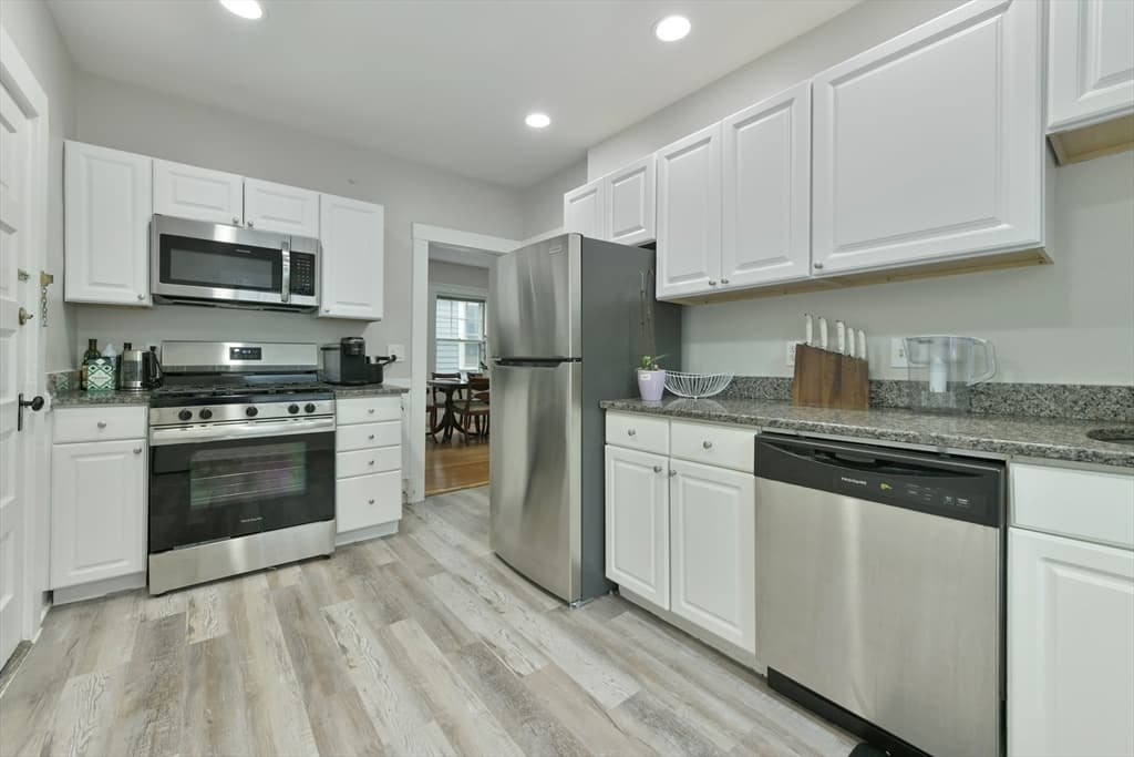 Condominium at 6 Brewer St # 2, Cambridge MA 02138, Cambridge, photo 4 of 16