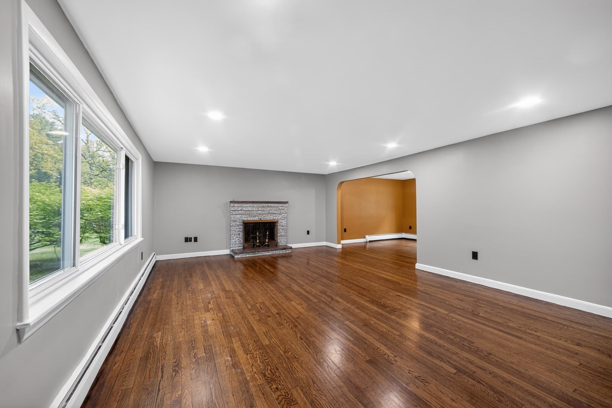 Single Family Residence at 61 Jordan St, Chelmsford MA 01863, photo 14 of 30