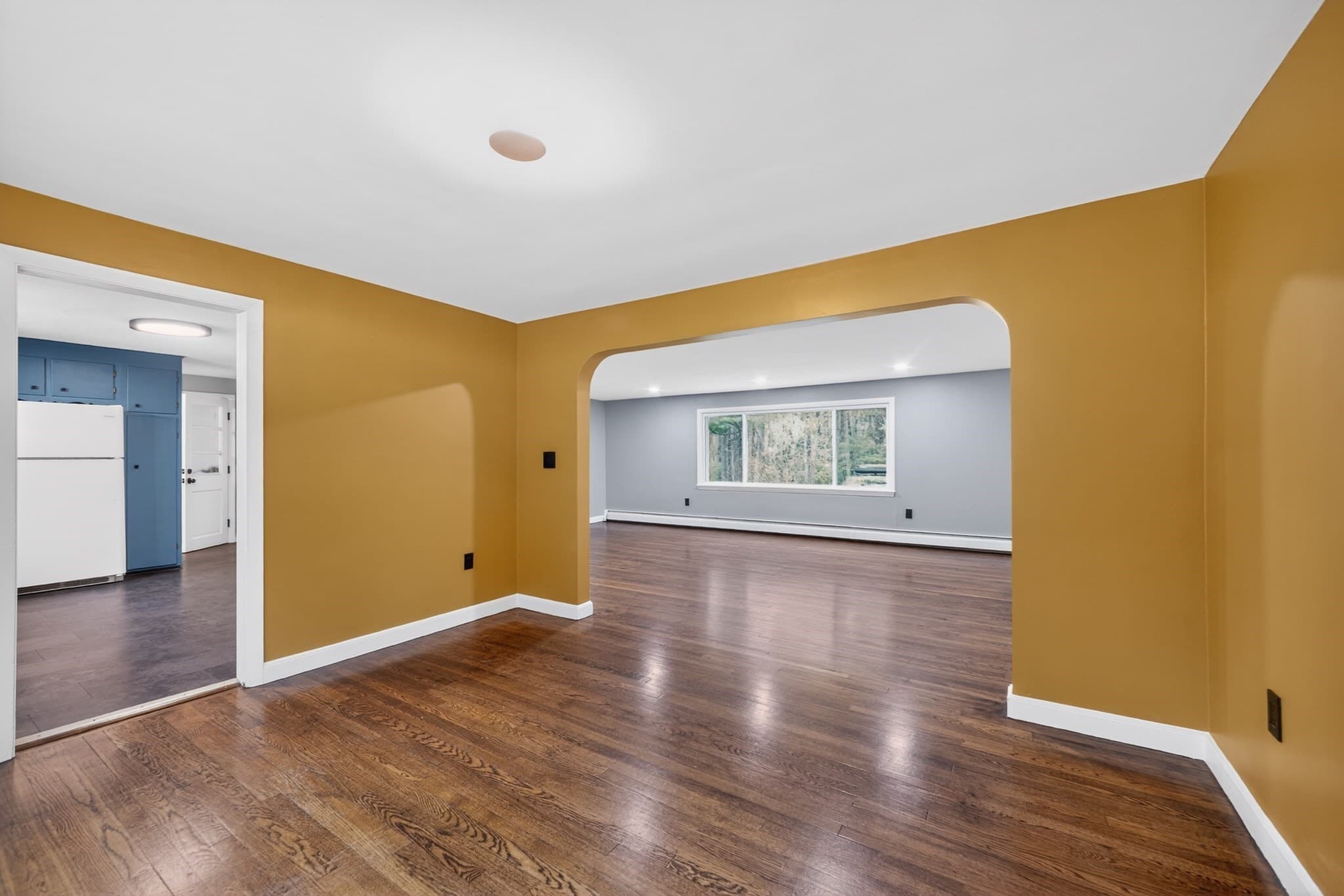 Single Family Residence at 61 Jordan St, Chelmsford MA 01863, photo 8 of 30
