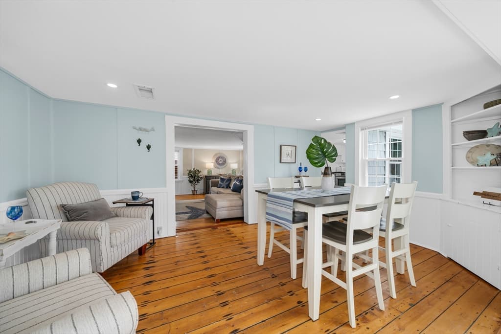 Single Family Residence at 237 Northern Blvd, Newburyport MA 01950, photo 8 of 38
