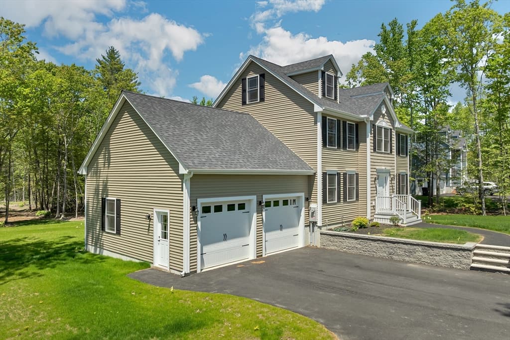 Single Family Residence at 15 Bald Hill Rd, Raymond NH 03077, Raymond, photo 2 of 39
