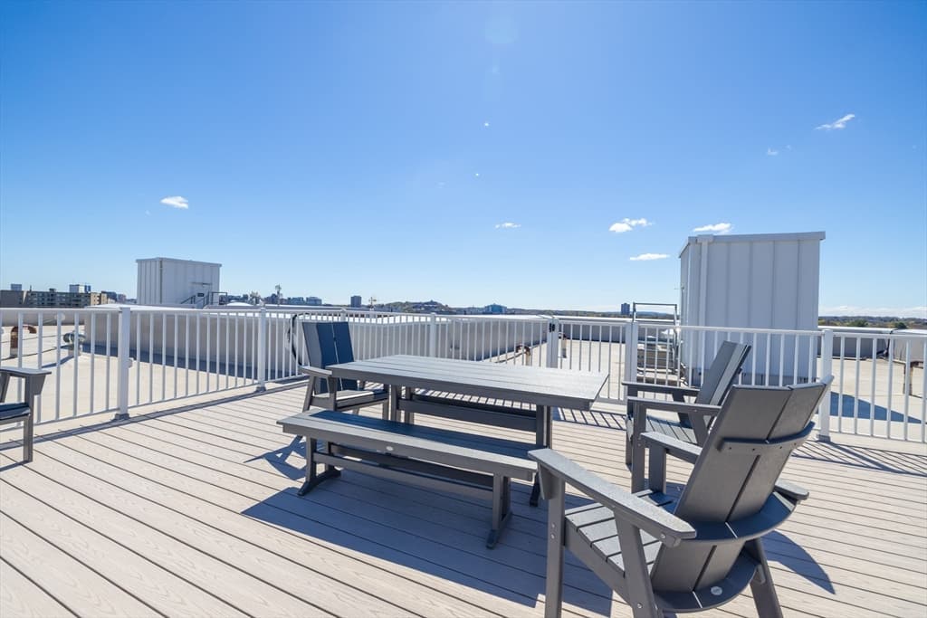 Condominium at 1450-1454 Beacon St # 644, Brookline MA 02446, photo 12 of 28