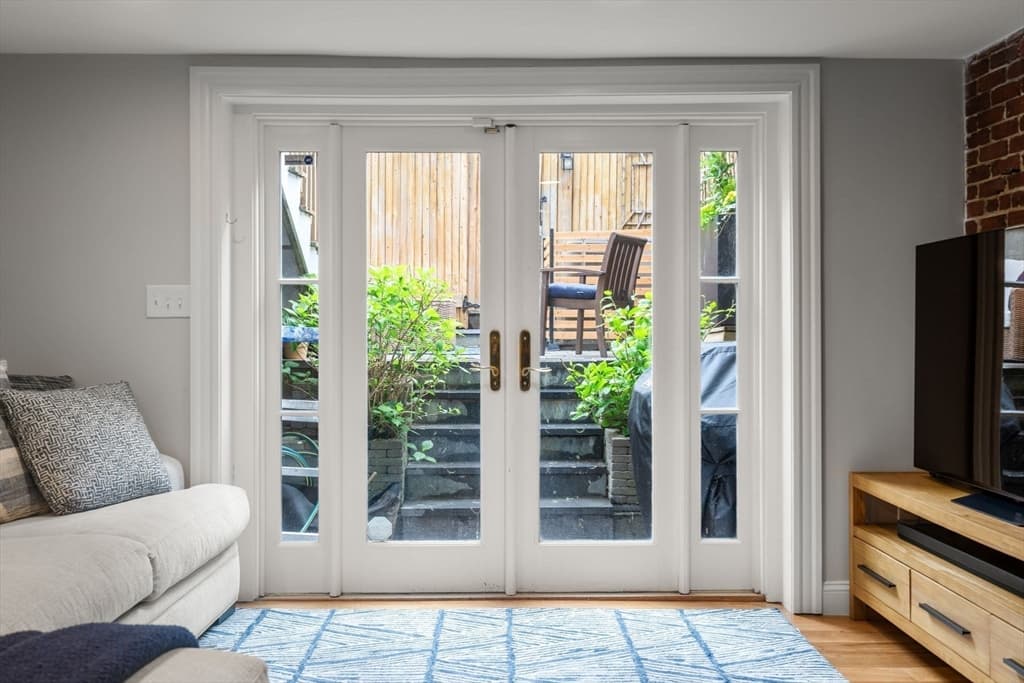 Single Family Residence at 2 Lexington St, Boston MA 02129, Boston, photo 17 of 21