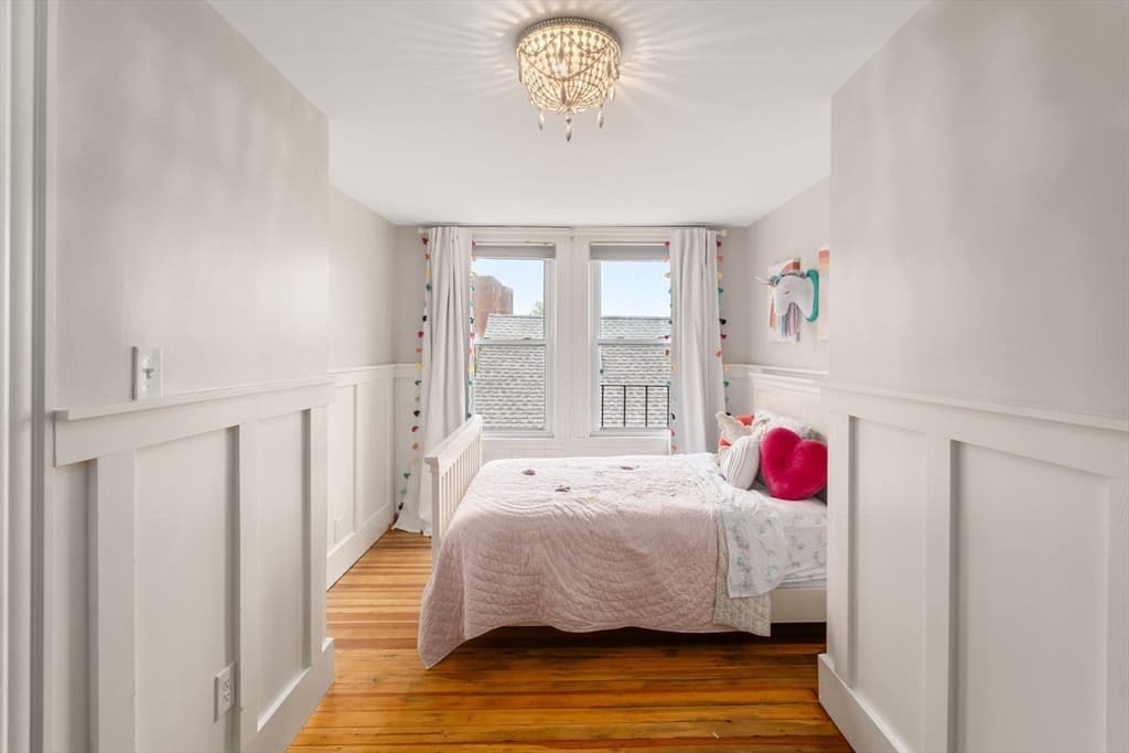 Single Family Residence at 2 Lexington St, Boston MA 02129, Boston, photo 11 of 21