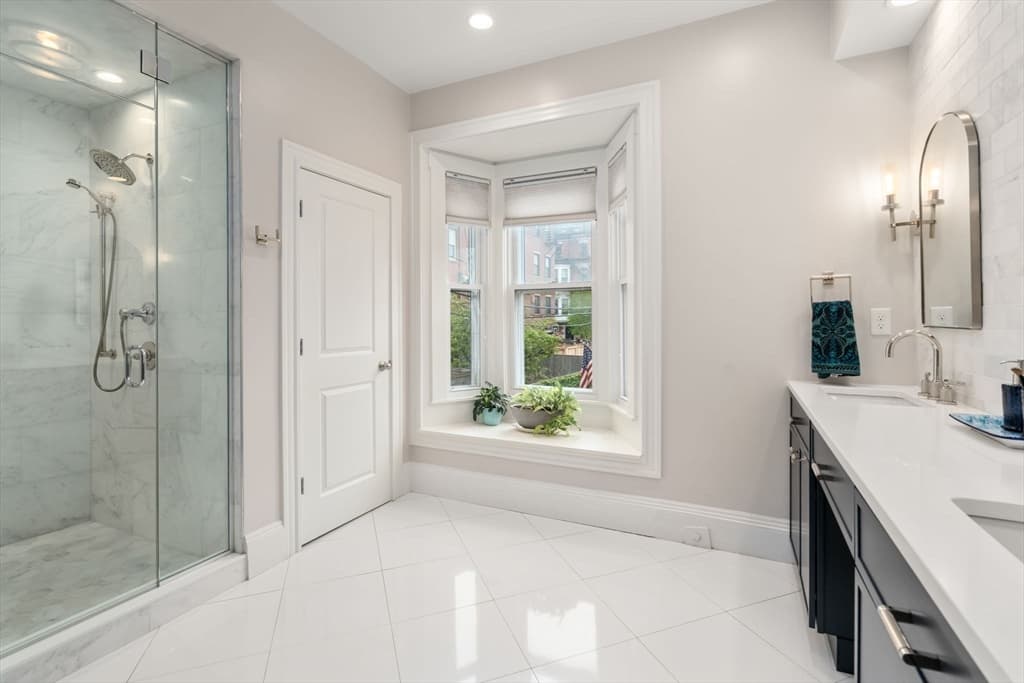 Single Family Residence at 2 Lexington St, Boston MA 02129, Boston, photo 8 of 21