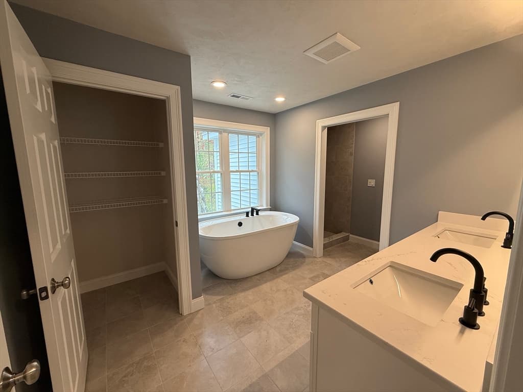 64 Deanna Dr, Holden MA 01520 photo 18