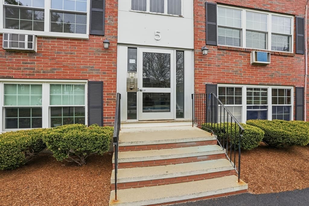 Condominium at 5 Tara Dr # 5, Weymouth MA 02188, Weymouth, photo 19 of 19