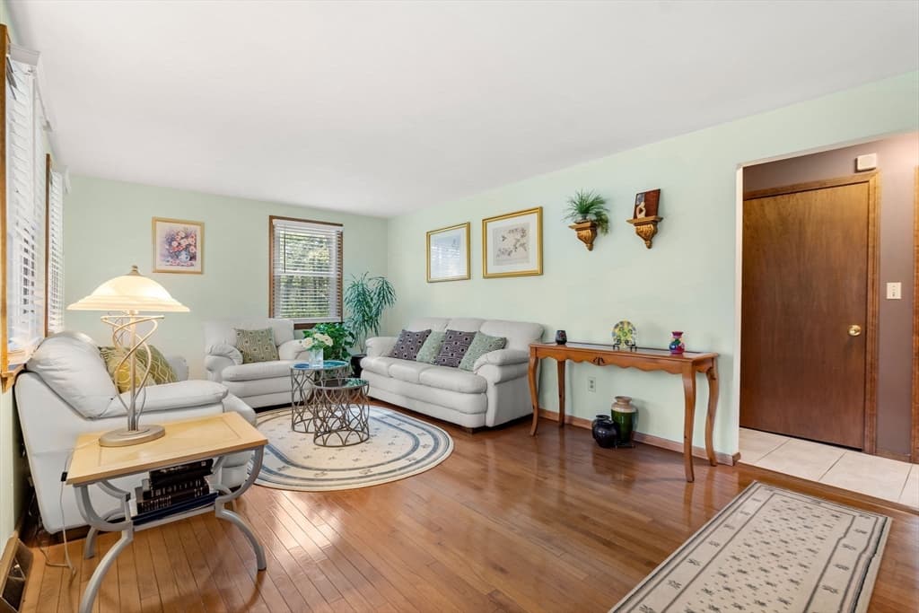 Single Family Residence at 5 Forrest Rd, Westford MA 01886, photo 9 of 34