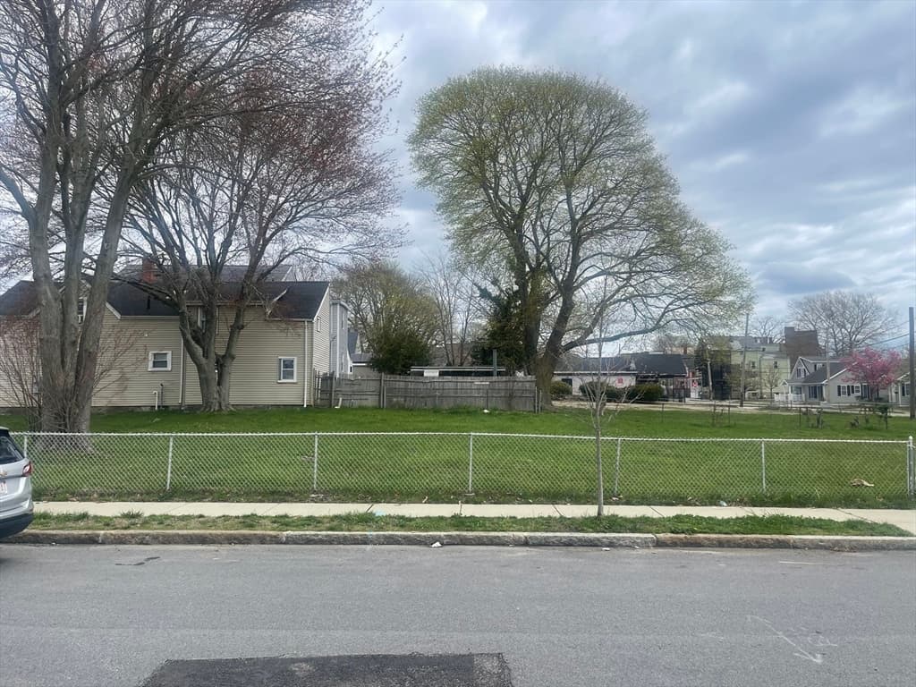Residential at O N St (Ss), New Bedford MA 02740, New Bedford, photo 4 of 4