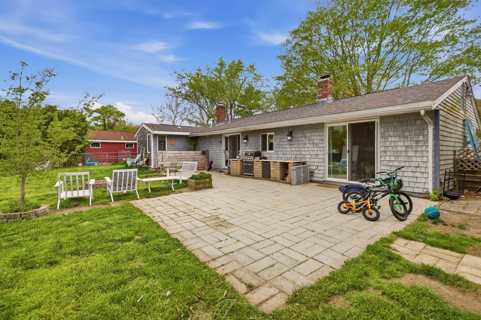 Single Family Residence at 304 Bushee Road, Swansea MA 02777, photo 31 of 33