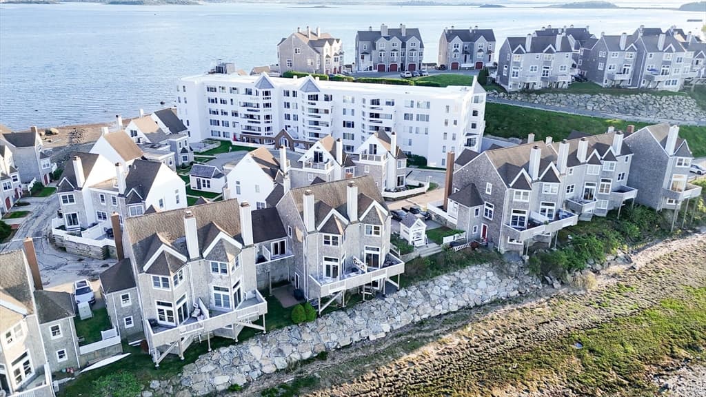 Condominium at 1 Commodore Court # 104, Hull MA 02045, Hull, photo 2 of 35