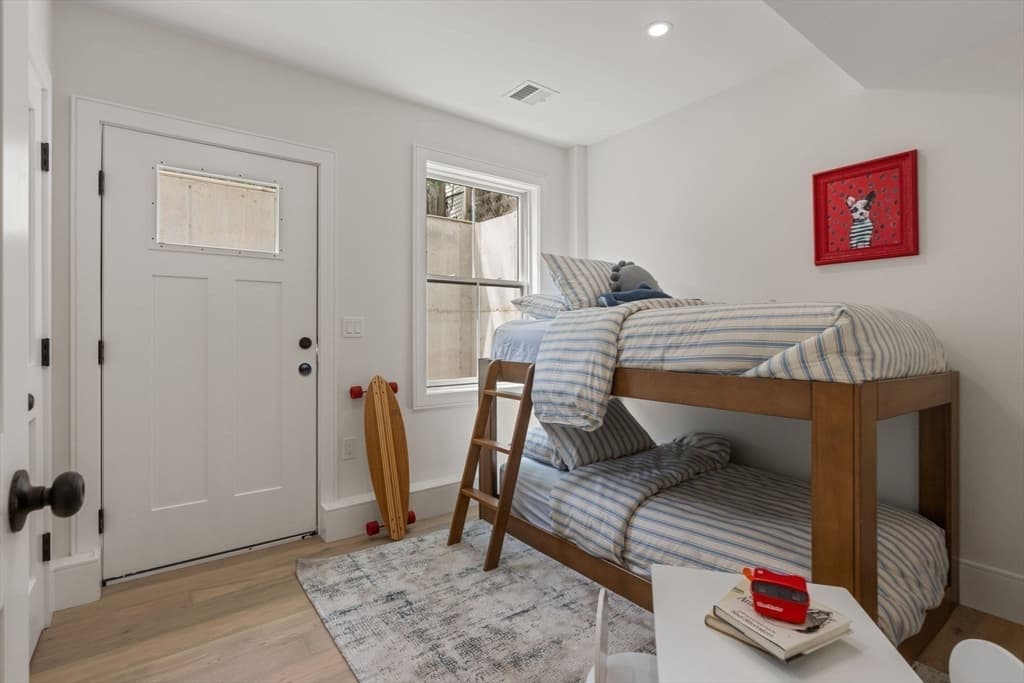 326 Lowell Street # 4, Somerville MA 02145 photo 13