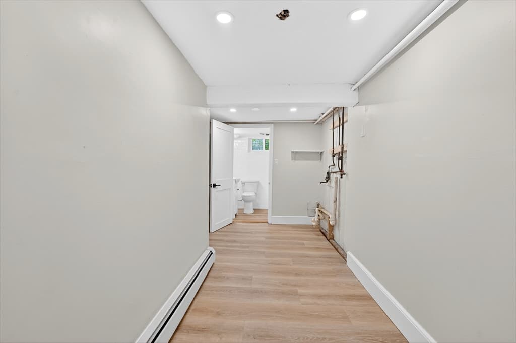 Single Family Residence at 7 Franklin St, Boston MA 02136, Boston, photo 29 of 40