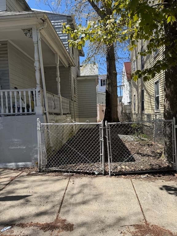13 Nashua Street, Somerville MA 02145 photo 30