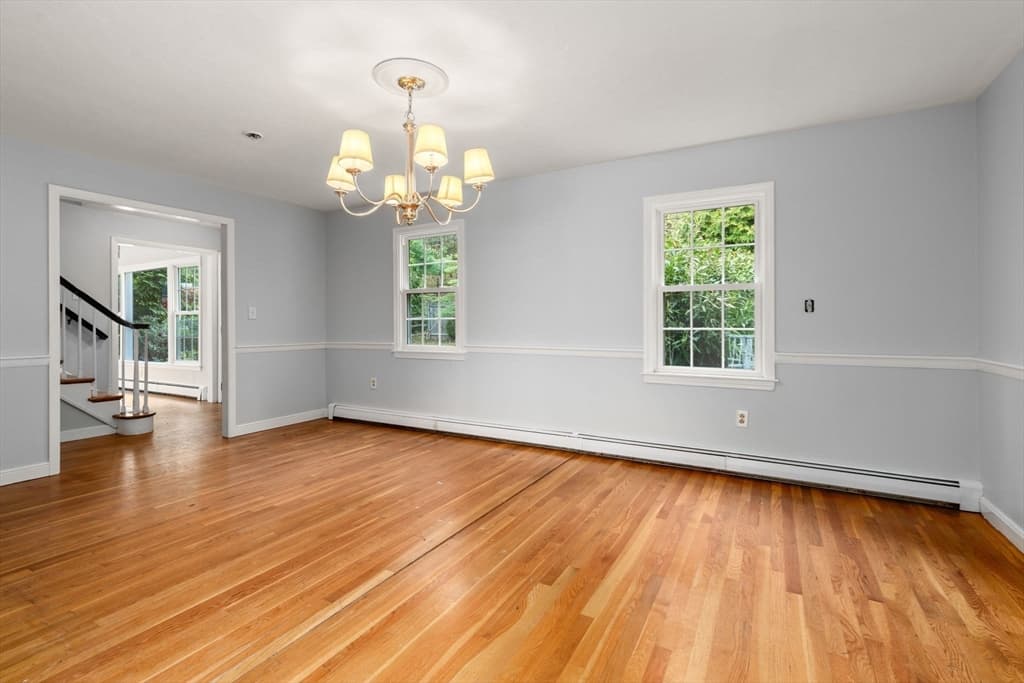 1066 Hillside St, Milton MA 02186 photo 12