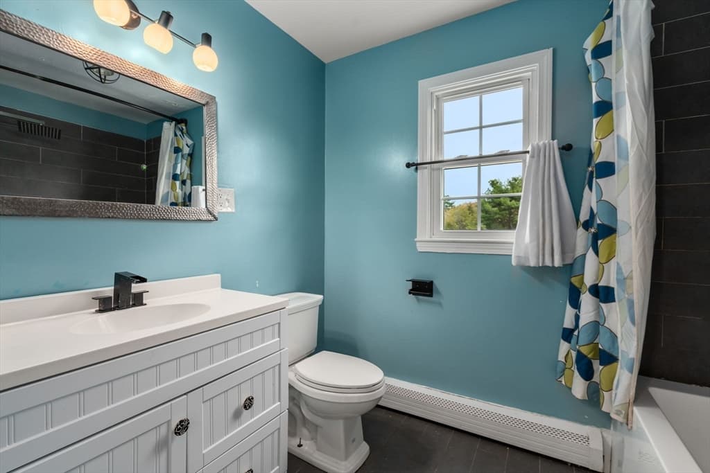 1066 Hillside St, Milton MA 02186 photo 24