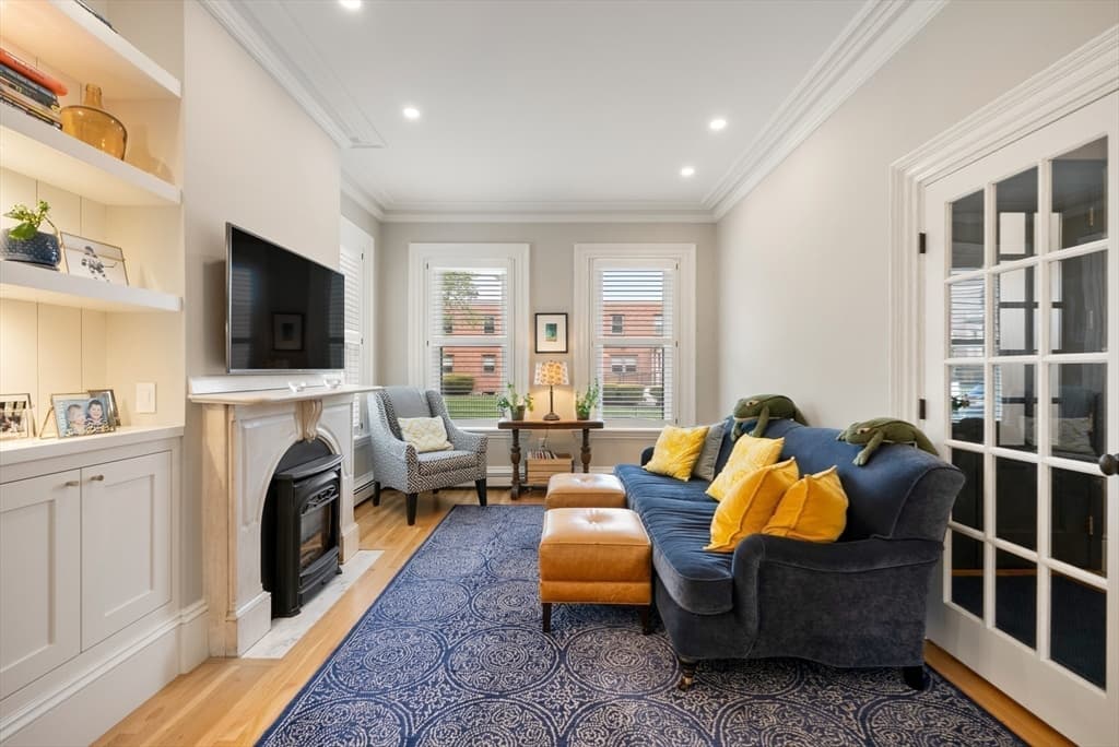 Single Family Residence at 91 N Street, Boston MA 02127, Boston, photo 12 of 35