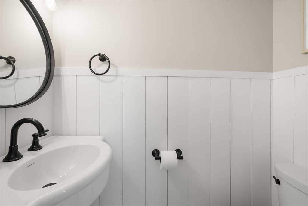 Single Family Residence at 91 N Street, Boston MA 02127, Boston, photo 7 of 35