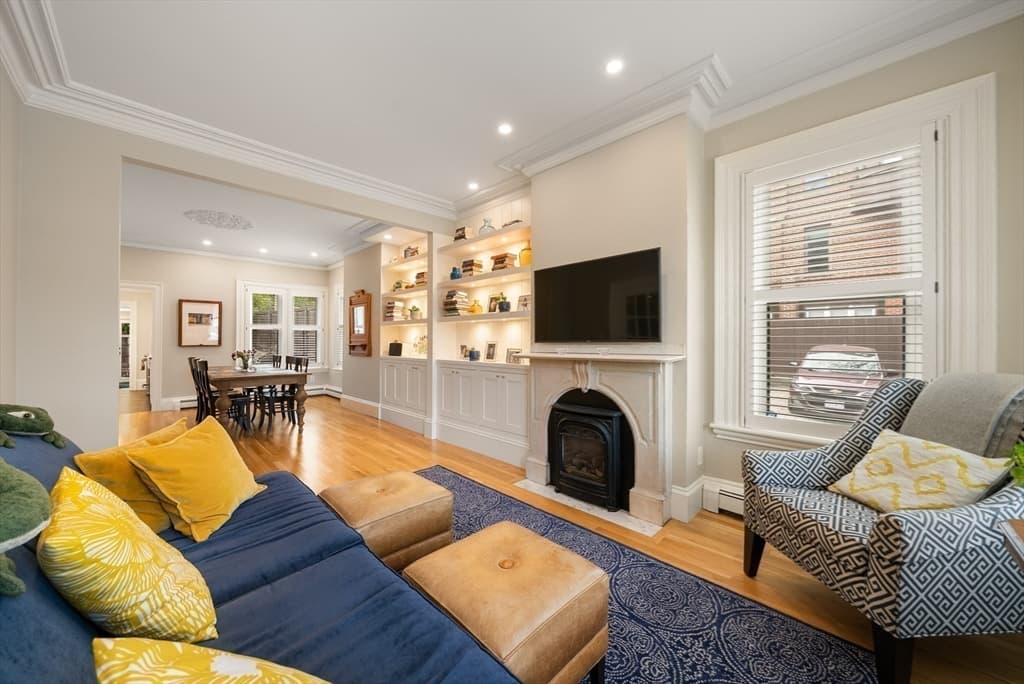Single Family Residence at 91 N Street, Boston MA 02127, Boston, photo 11 of 35