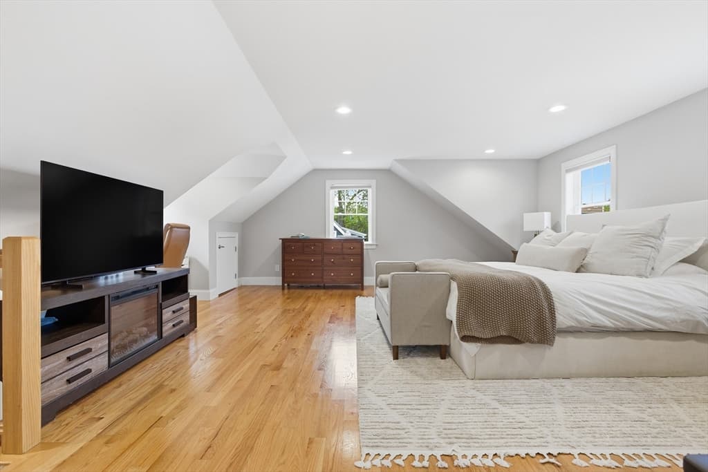 Condominium at 16 Wyoming St # 2, Boston MA 02121, photo 15 of 30