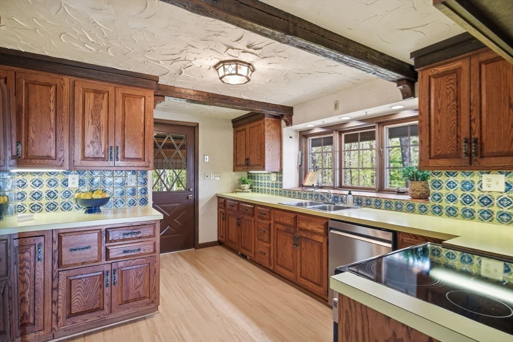 10 Cadwell Dr, Wilbraham MA 01095 photo 23