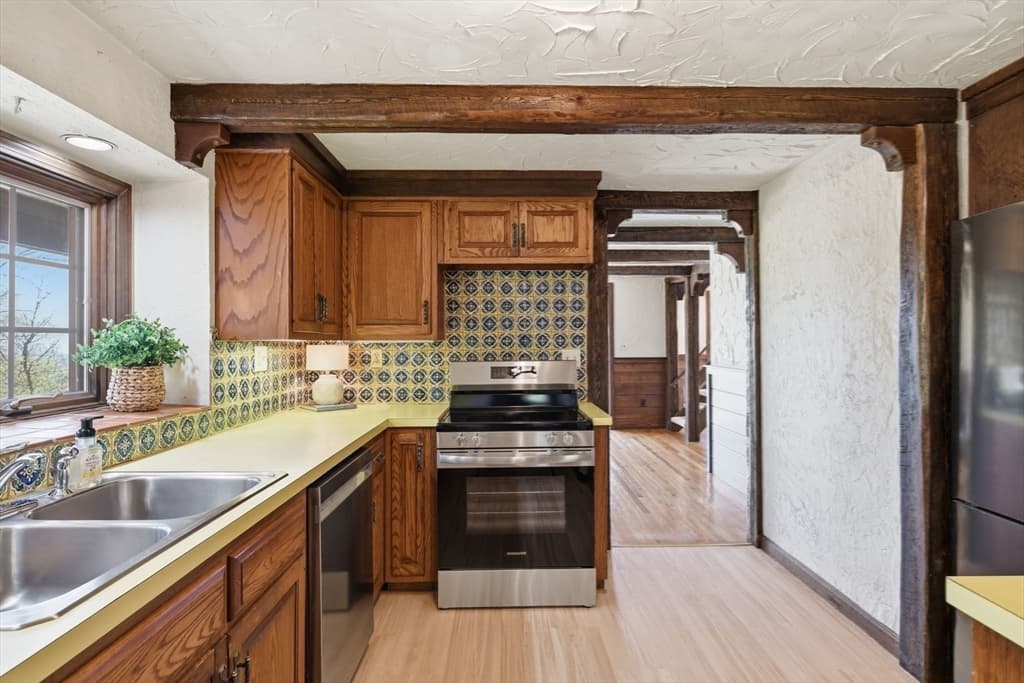 10 Cadwell Dr, Wilbraham MA 01095 photo 25